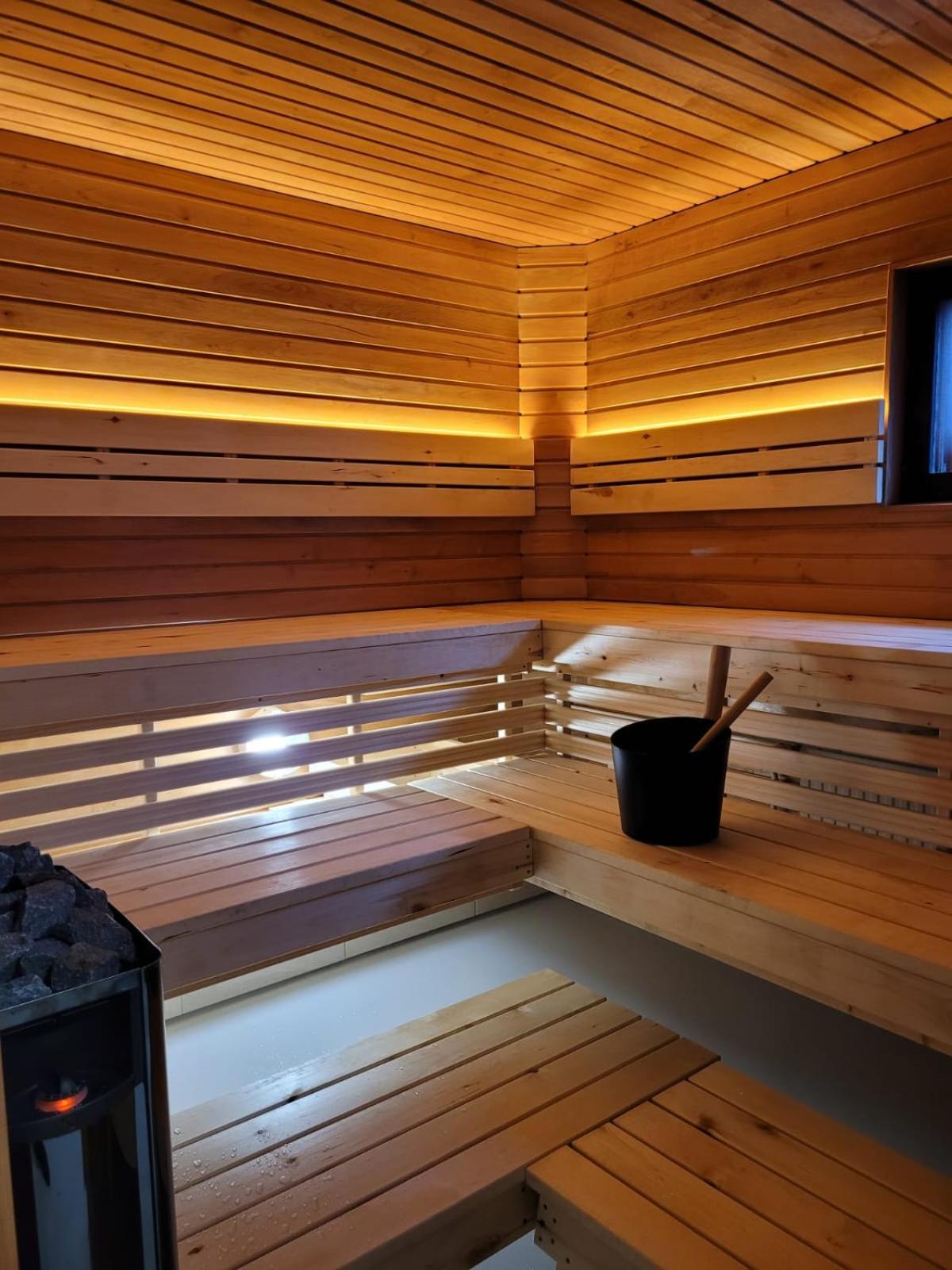 Hotel Julie Joensuu Ngoại thất bức ảnh