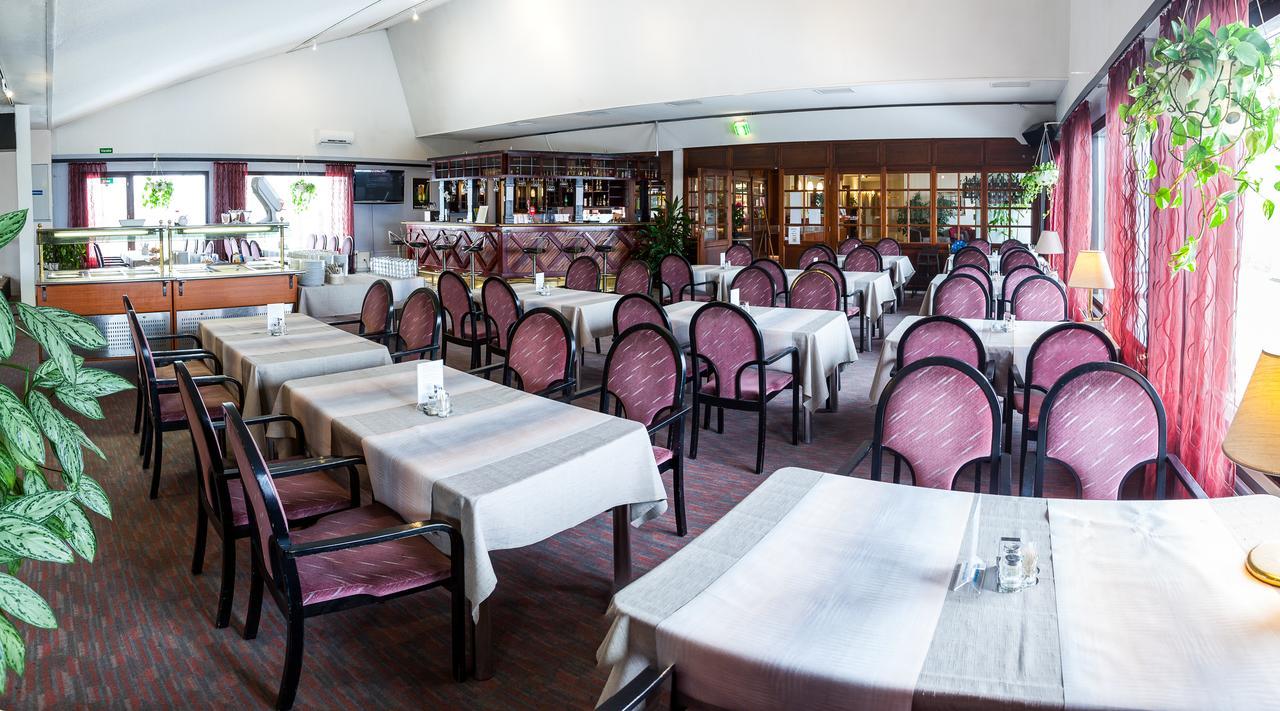 Hotel Julie Joensuu Ngoại thất bức ảnh